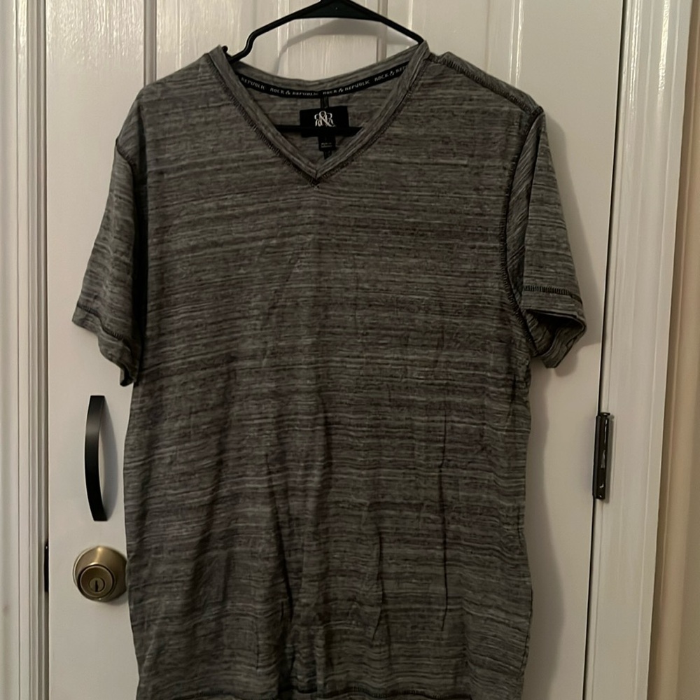 Gray t shirt V neck.